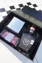 Load image into Gallery viewer, Caja Gran Misterio Plata + Dark Chocolate Collection